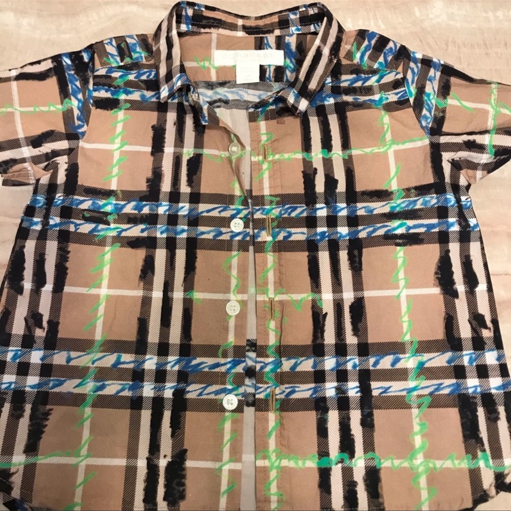9m Burberry boy shirt ! LIKE NEW !!!